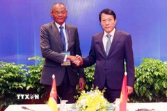 Đại tướng Lương Tam Quang, Bộ trưởng Bộ Công an tiếp Bộ trưởng Bộ Nội vụ Cộng hòa Mozambique Paulo Chachine. (Ảnh: Phạm Kiên/TTXVN)