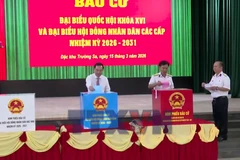 Cử tri đặc khu Trường Sa hòa chung ngày hội bầu cử của cả nước 
