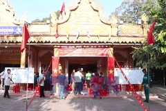 Cần Thơ: Ngày hội non sông của đồng bào Khmer dưới những mái chùa