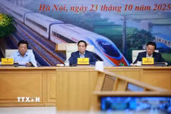 Thủ tướng Phạm Minh Chính chủ trì Phiên họp lần thứ tư Ban chỉ đạo các công trình trọng điểm, dự án quan trọng quốc gia lĩnh vực đường sắt. (Ảnh: Dương Giang/TTXVN)