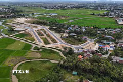 Khu tái định cư dự án đường sắt tốc độ cao ở Tổ dân phố Liên Vinh, phường Hà Huy Tập, tỉnh Hà Tĩnh hiện đã cơ bản hoàn thiện. (Ảnh: Hữu Quyết/TTXVN)
