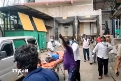 Hiện trường vụ rò rỉ khí amoniac tại nhà máy chế biến hải sản ở Chennai, bang Tamil Nadu, Ấn Độ, ngày 21/6/2026. (Ảnh: ANI/TTXVN)