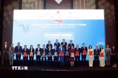 Tổng Bí thư, Chủ tịch nước Tô Lâm chứng kiến lễ trao các biên bản ghi nhớ hợp tác giữa hai nước. (Ảnh: Thống Nhất/TTXVN)