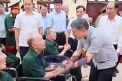 Thủ tướng: Đảng, Nhà nước luôn quan tâm, chăm lo người có công