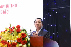 Đồng chí Trịnh Văn Quyết, Ủy viên Bộ Chính trị, Bí thư Trung ương Đảng, Trưởng Ban Tuyên giáo và Dân vận Trung ương, phát biểu kết luận Hội nghị. (Ảnh: Đại Nghĩa/TTXVN)
