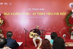 Nhạc sỹ Trần Tiến: Người khắc họa Hà Nội bằng âm nhạc