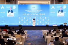 Đồng chí Lê Hoài Trung, Ủy viên Bộ Chính trị, Bộ trưởng Bộ Ngoại giao phát biểu bế mạc Diễn đàn Tương lai ASEAN 2026. (Ảnh: An Đăng/ TTXVN)