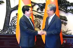 Chủ tịch nước Lương Cường hội kiến Ủy viên trưởng Nhân đại toàn quốc Trung Quốc 