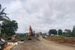 Dự án đường Hùng Vương, (phường Tân Lập) được giải phóng mặt bằng sau nhiều năm vướng mắc. (Ảnh: Tuấn Anh/TTXVN)