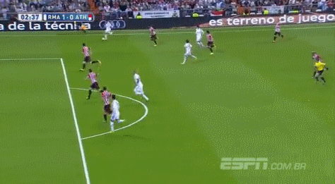 Ronaldo bùng nổ, cân bằng kỷ lục hat-trick của các huyền thoại ảnh 2