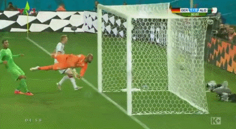 Cận cảnh hai bàn thắng giúp Đức nhọc nhằn đánh bại Algeria ảnh 2