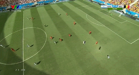 Cận cảnh pha lập công giúp Higuain giải "cơn khát" bàn thắng ảnh 2