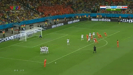 Hà Lan “kết duyên” với cột dọc, xà ngang Costa Rica tới ba lần ảnh 2