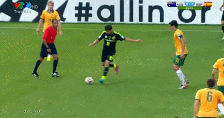 Torres và Mata thi nhau “xỏ lỗ kim” thủ môn của Australia ảnh 2