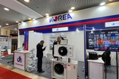 Với vai trò là vùng động lực quan trọng bậc nhất, tốc độ tăng GRDP của Vùng Đồng bằng sông Hồng ước đạt 9,74%, đóng góp tới hơn 36% vào mức tăng trưởng chung của cả nước. (Ảnh: Vietnam+)