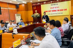 Dưới sự chỉ đạo sát sao của Trung ương và sự điều hành quyết liệt của Chính phủ, mô hình chính quyền địa phương hai cấp đã nhanh chóng đi vào ổn định. (Ảnh: Vietnam+)