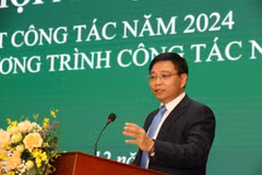 Bộ trưởng Bộ Tài chính Nguyễn Văn Thắng đã đề ra tám nhiệm vụ trọng tâm cho ngành chứng khoán trong năm 2025. (Ảnh: Vietnam+)