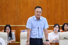 Ông Hoàng Hải nhấn mạnh việc sửa đổi tập trung vào nhiệm vụ làm rõ trách nhiệm của các bên tham gia, tăng cường tính công khai, minh bạch của thị trường và đặc biệt là chuẩn hóa các điều kiện đối với nhà đầu tư chuyên nghiệp. (Ảnh: BTC/Vietnam+)