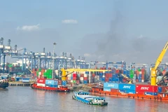 Mức thuế đối ứng mới này được Mỹ áp dụng với tất cả các quốc gia, do đó gánh nặng về mức độ cạnh tranh cho hàng hóa Việt Nam là không quá đáng kể so với các đối thủ khác. (Ảnh: Vietnam+)