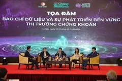 Chương trình Tọa đàm “Báo chí dữ liệu và sự phát triển bền vững thị trường chứng khoán,” ngày 5/3. (Ảnh: BTC/Vietnam+)