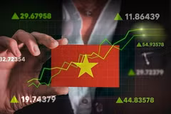 Việc duy trì lộ trình nâng hạng thị trường chứng khoán là thành quả từ sự chỉ đạo quyết liệt của Chính phủ, Thủ tướng Chính phủ, cùng vai trò điều hành sát sao của Bộ Tài chính và Ủy ban Chứng khoán Nhà nước trong việc tổ chức thực thi các giải pháp then chốt. (Ảnh minh họa)