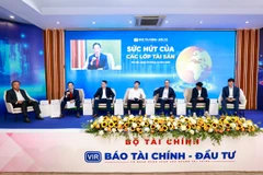 Phiên thảo luận của tọa đàm “Sức hút của các lớp tài sản” do Báo Tài chính-Đầu tư tổ chức ngày 13/11. (Ảnh: Vietnam+)