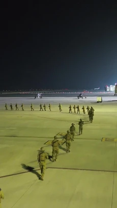 Video Mỹ trục xuất hơn 200 tên tội phạm cực kỳ nguy hiểm tới El Salvador