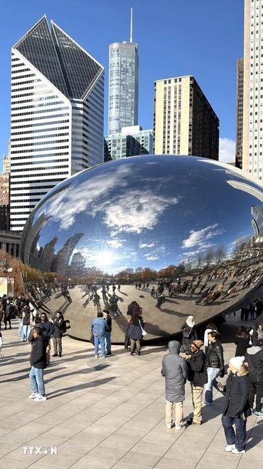 “The Bean” - biểu tượng không thể bỏ qua của Chicago 