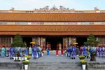 Lễ Thiết triều Nguyên đán triều Nguyễn được tái hiện tại Đại triều Điện Thái Hòa, Đại Nội Huế. (Ảnh: Nguyên Lý/TTXVN)