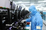 Dây chuyền sản xuất modul camera và linh kiện điện tử xuất khẩu tại nhà máy của Công ty Trách nhiệm hữu hạn MCNEX VINA, 100% vốn đầu tư của Hàn Quốc, trong Khu công nghiệp Phúc Sơn, tỉnh Ninh Bình. (Ảnh: Vũ Sinh/TTXVN)