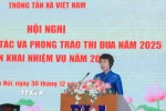 Bí thư Đảng ủy, Tổng Giám đốc TTXVN Vũ Việt Trang phát động phong trào thi đua năm 2026. (Ảnh: Phan Phương/TTXVN)