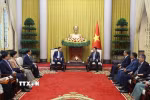 Chủ tịch nước Lương Cường tiếp ông Park Chang Dal, Đặc phái viên của Tổng thống Hàn Quốc. (Ảnh: Lâm Khánh/TTXVN)