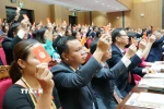Các đại biểu tham gia biểu quyết tại Đại hội. (Ảnh: Quốc Dũng/TTXVN)