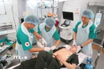 Diễn tập sơ cấp cứu nạn nhân tại Bệnh viện dã chiến cấp 2 số 2 tham gia lực lượng gìn giữ hòa bình của Liên hợp quốc. (Ảnh minh họa: Dương Giang/TTXVN)