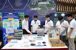 Các sản phẩm thiết kế và chế tạo dựa trên công nghệ bán dẫn do thầy cô và sinh viên Trường Đại học Công nghệ-Đại học Quốc gia phát triển. (Nguồn: Trường Đại học Công nghệ)