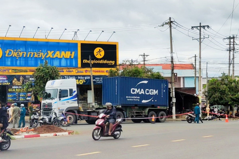 Hiện trường vụ tai nạn. (Ảnh: TTXVN phát)