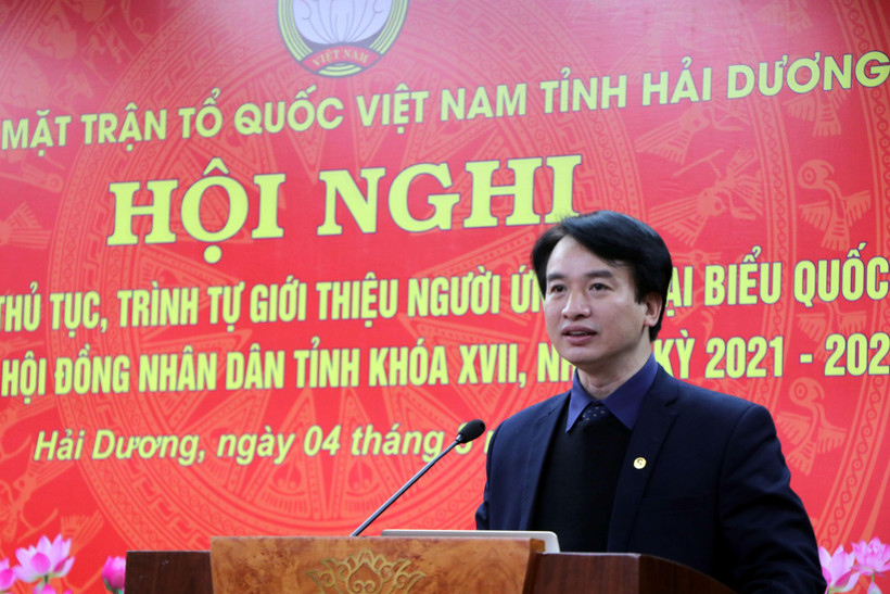 Chủ tịch Ủy ban MTTQ Việt Nam tỉnh Hải Dương Nguyễn Đức Tuấn phát biểu tại hội nghị. (Ảnh: Mạnh Tú/TTXVN)