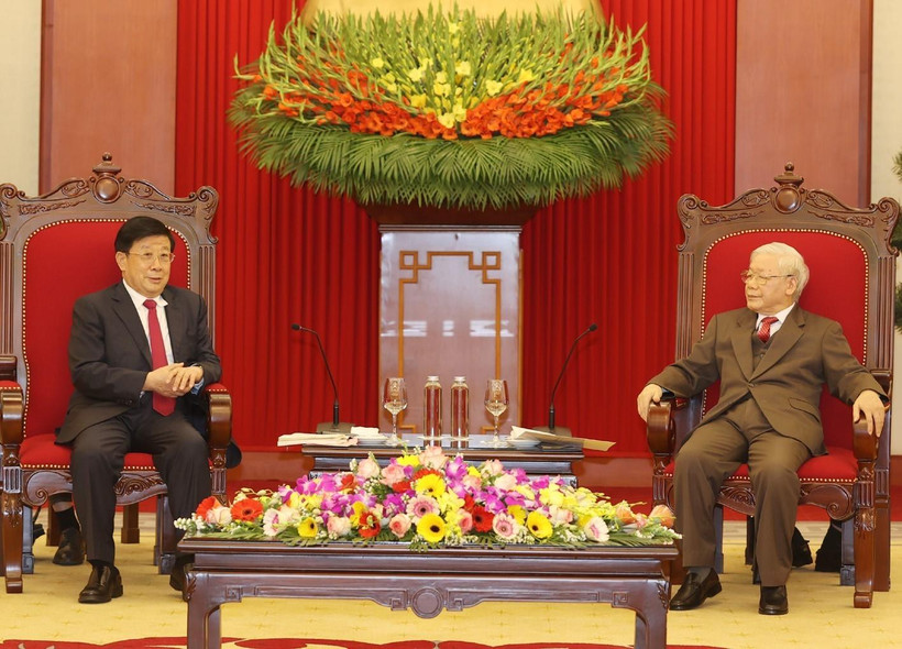 Tổng Bí thư, Chủ tịch nước Nguyễn Phú Trọng tiếp Bộ trưởng Bộ Công an Trung Quốc Triệu Khắc Chí. (Ảnh: Trí Dũng/TTXVN)