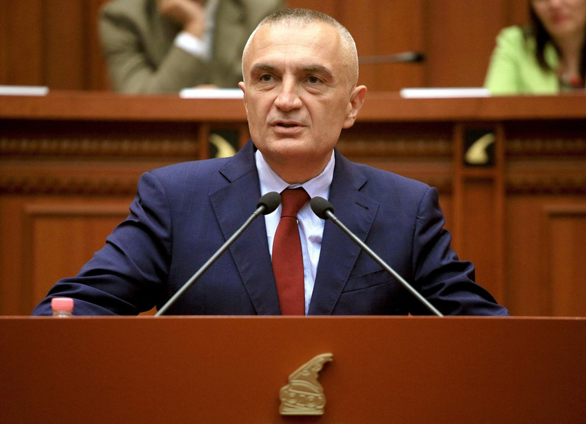 Cựu Tổng thống Albania Ilir Meta phát biểu tại một phiên họp Quốc hội năm 2017. (Ảnh: AFP/TTXVN)