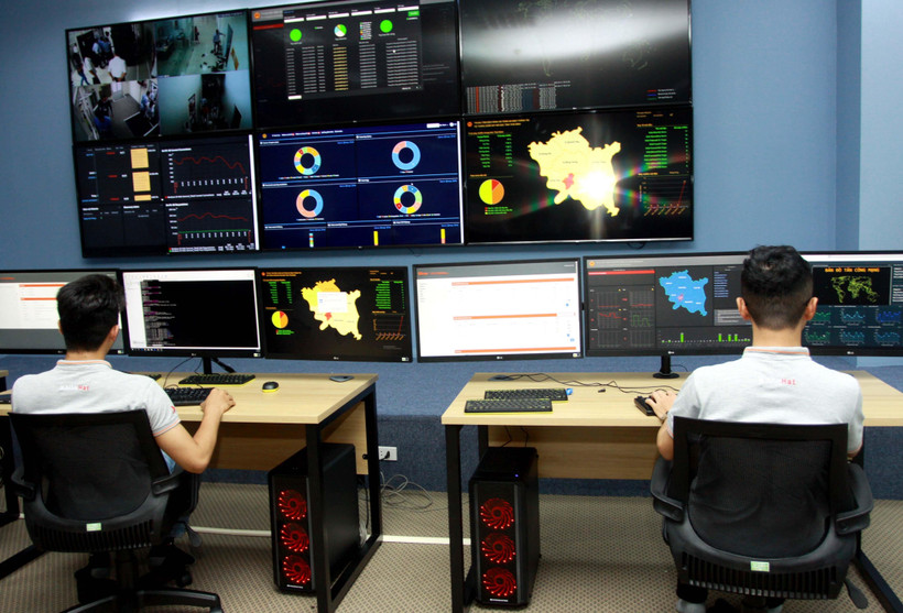 Trung tâm điều hành an ninh mạng SOC tỉnh Thái Bình. (Ảnh: Thế Duyệt/TTXVN) 