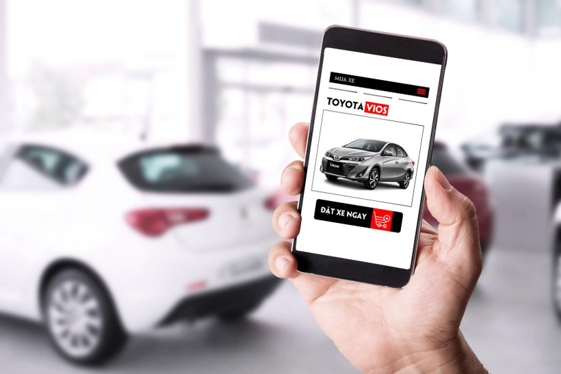 Nhiều khách hàng thành công mua xe trực tuyến
