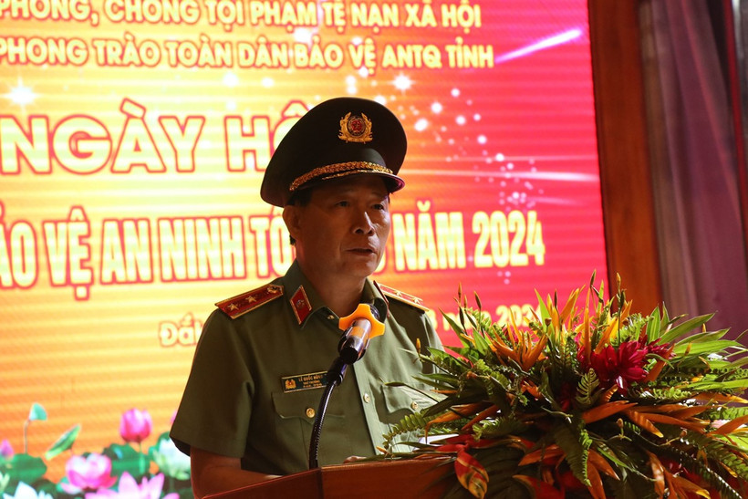 Thứ trưởng Bộ Công an Lê Quốc Hùng phát biểu tại Ngày hội. (Ảnh: Anh Dũng/TTXVN)