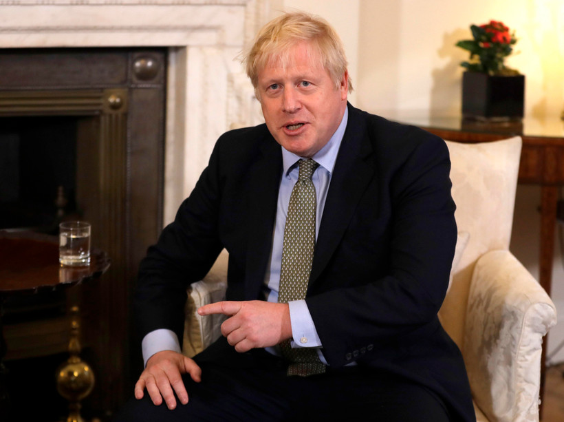 Thủ tướng Anh Boris Johnson phát biểu tại London, ngày 8/1/2020. (Ảnh: AFP/TTXVN)