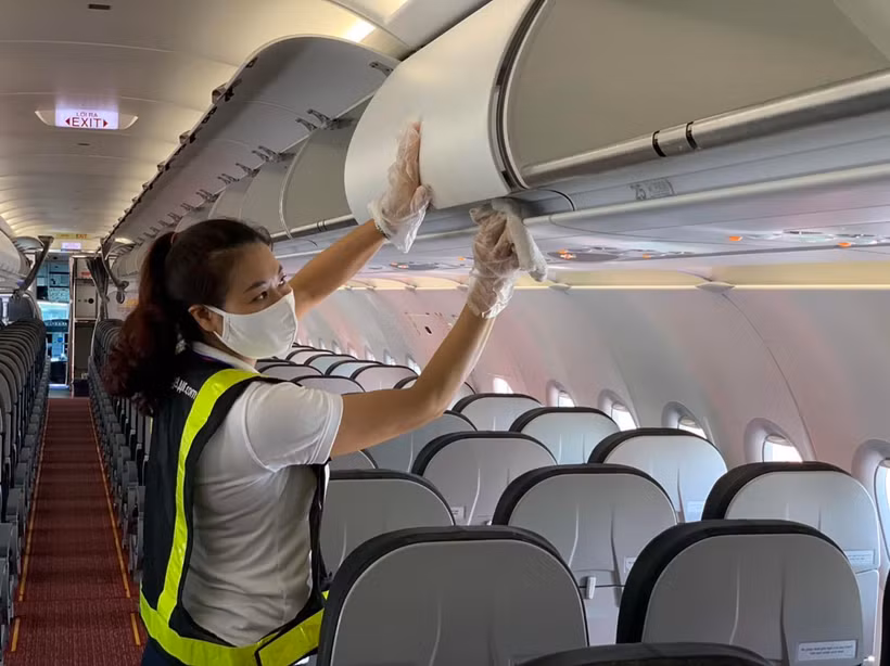 Tàu bay Vietjet được vệ sinh sau mỗi chuyến bay. (Ảnh: CTV/Vietnam+)