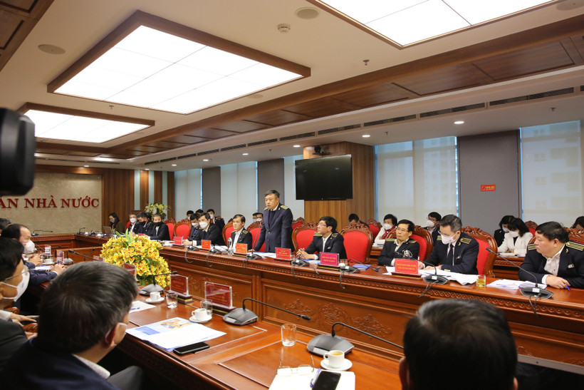 Hội nghị công bố Quyết định kiểm toán về huy động, quản lý, sử dụng các nguồn lực phục vụ công tác phòng chống dịch COVID-19 và các chính sách hỗ trợ, ngày 15/2. (Ảnh: Vietnam+)