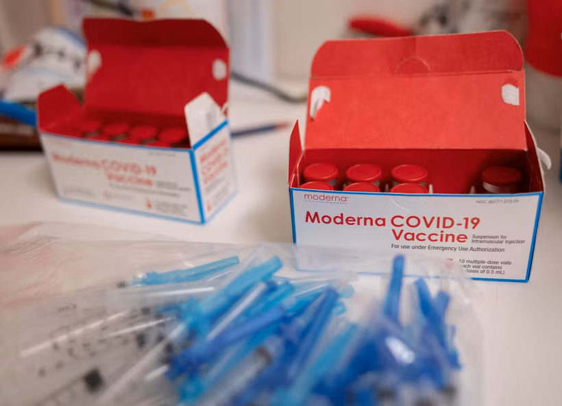 Vaccine ngừa COVID-19 của Moderna. (Ảnh: AFP/TTXVN)