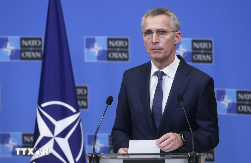 Tổng thư ký NATO Jens Stoltenberg phát biểu trong một cuộc họp báo ở Brussels, Bỉ. (Ảnh: EPA/TTXVN)