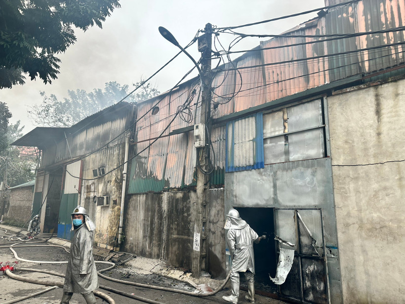 Hiện trường vụ cháy. (Ảnh Mạnh Khánh/TTXVN)