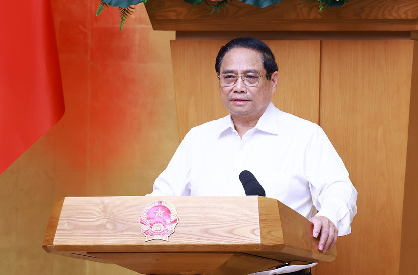 Thủ tướng Phạm Minh Chính chủ trì Phiên họp Chính phủ chuyên đề về xây dựng pháp luật. (Ảnh: Dương Giang/TTXVN)