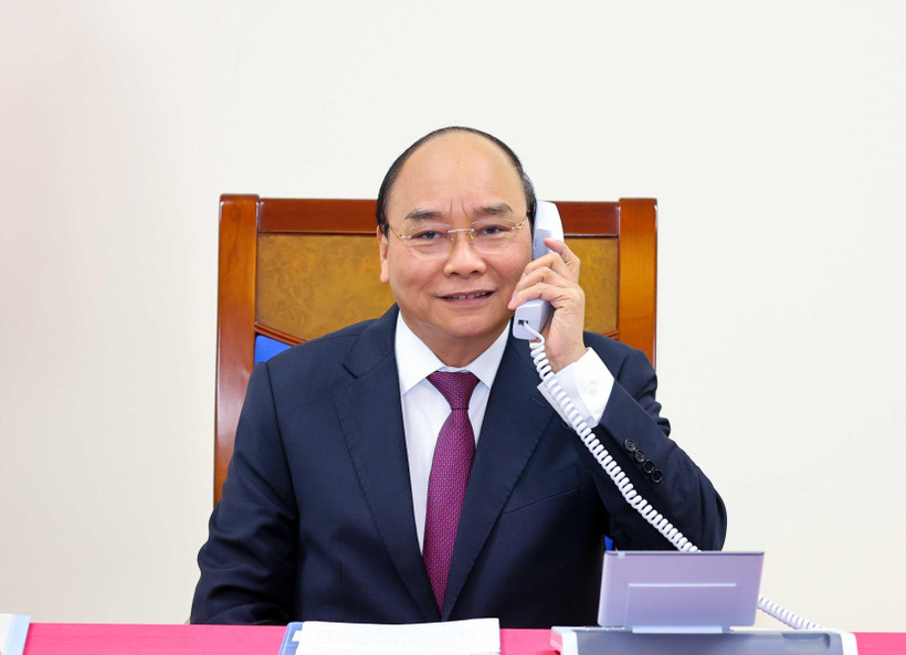 Thủ tướng Nguyễn Xuân Phúc điện đàm với Thủ tướng Australia Scott Morrison. (Ảnh: Thống Nhất/TTXVN)